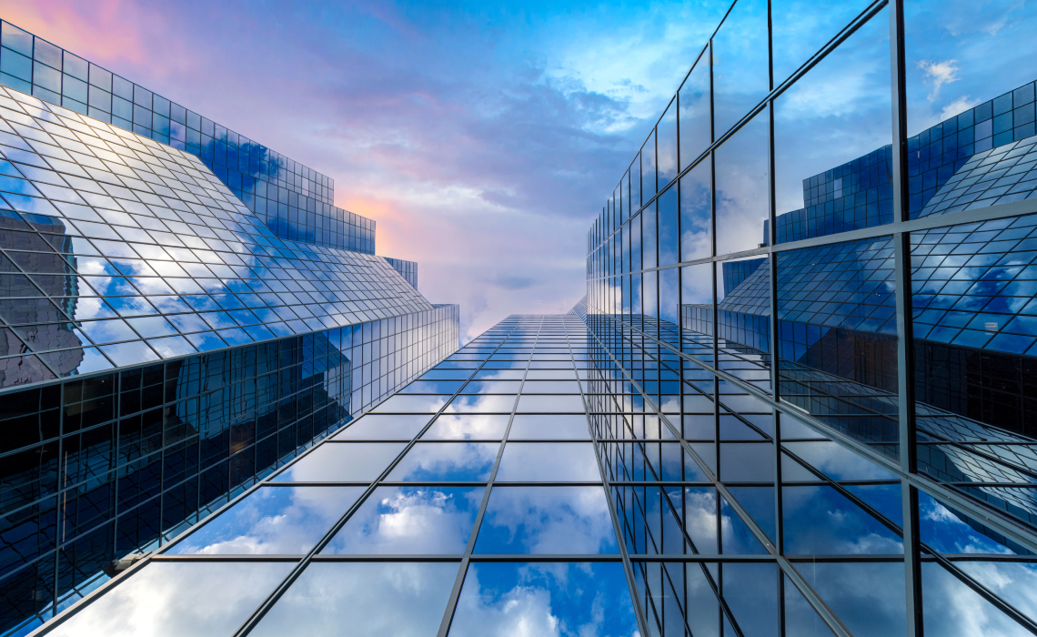 Blog Listing Image - Into the Looking Glass_ 2022 Risk & Insurance Trend Predictions